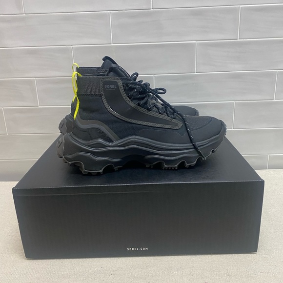 BREAKTHRU VENTURE MID WATERPROOF WINTER SNEAKER **SOLD** - Picture 6 of 8